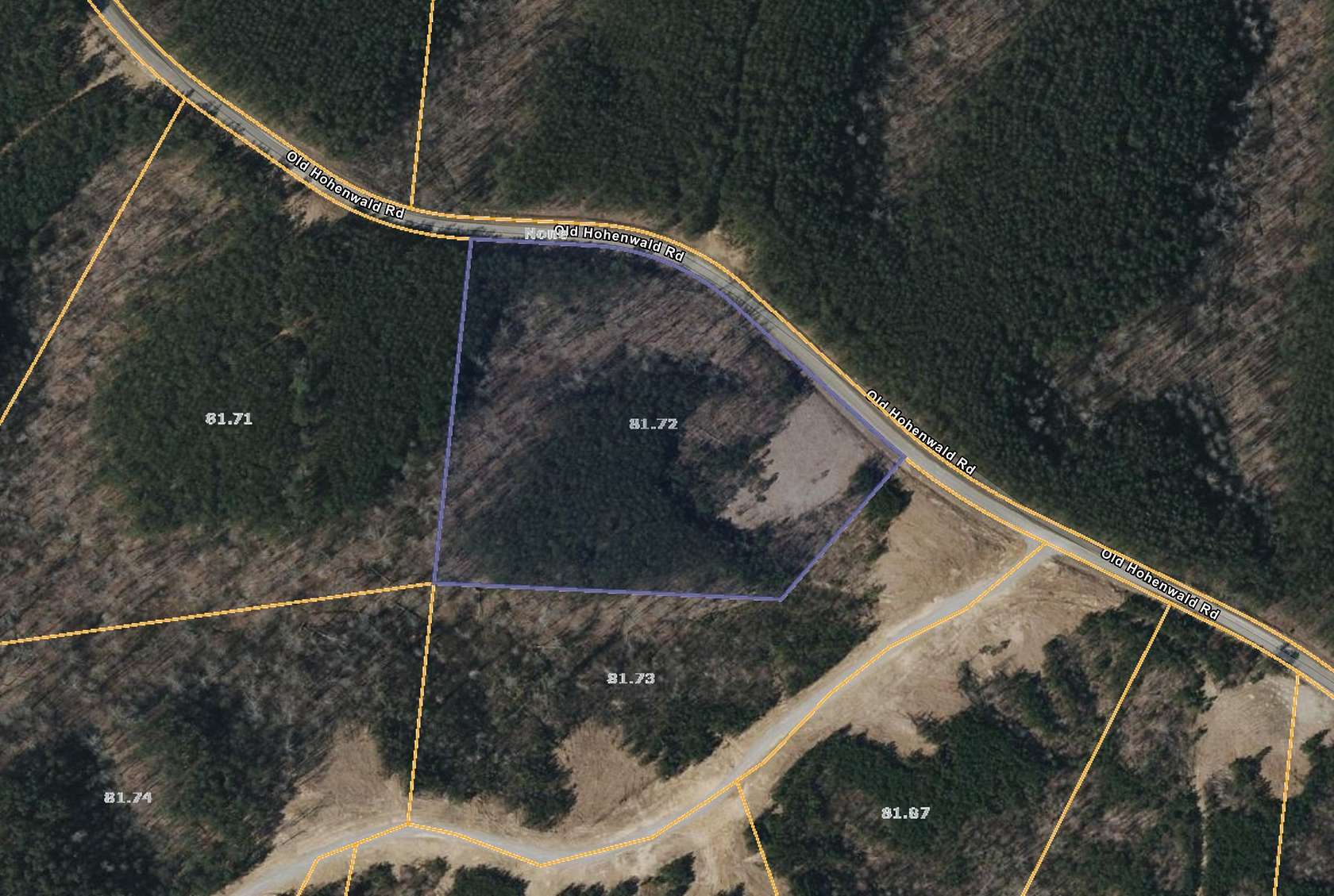 6 Acres of Land for Sale in Linden, Tennessee