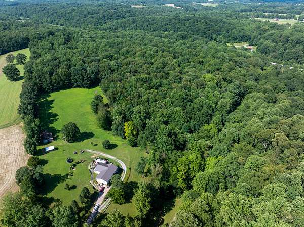 2.15 Acres of Residential Land for Sale in Westmoreland, Tennessee