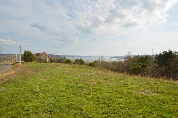 1 Acre of Residential Land for Sale in Waverly, Tennessee