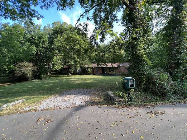 0.74 Acres of Residential Land for Sale in Nashville, Tennessee