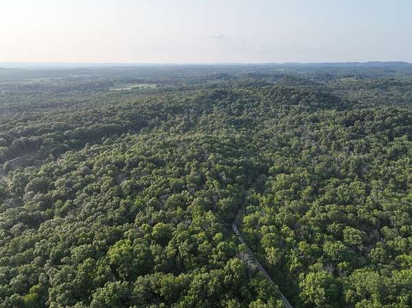 7.5 Acres of Residential Land for Sale in Columbia, Tennessee