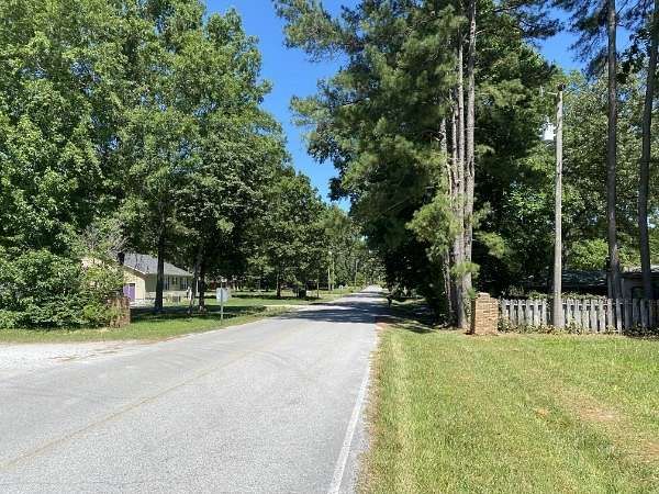 0.37 Acres of Commercial Land for Sale in Manchester, Tennessee