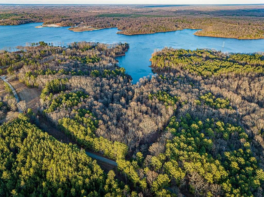 1.44 Acres of Residential Land for Sale in Huntingdon, Tennessee