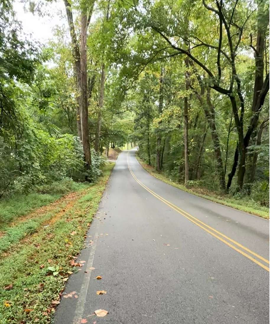 4.23 Acres of Residential Land for Sale in Burns, Tennessee