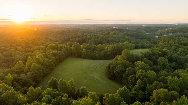 80.5 Acres of Land for Sale in Fairview, Tennessee