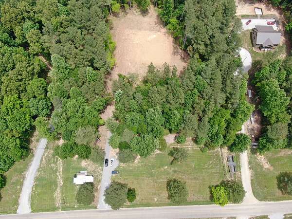 11.8 Acres of Land for Sale in Charlotte, Tennessee