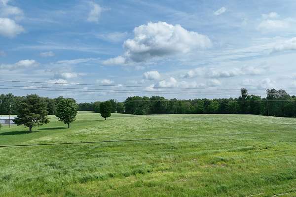 19 Acres of Land for Sale in Bradyville, Tennessee