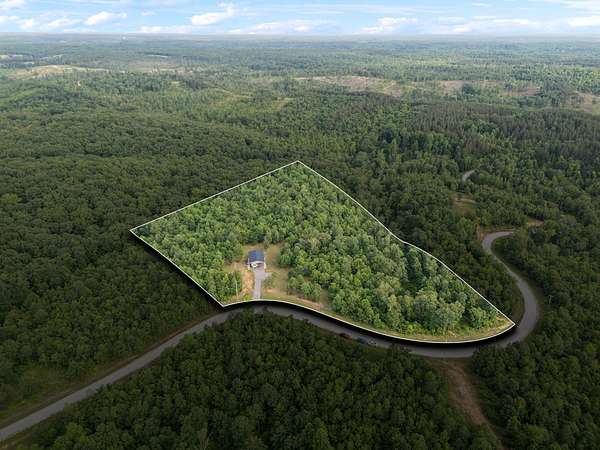 10 Acres of Recreational Land for Sale in Waverly, Tennessee