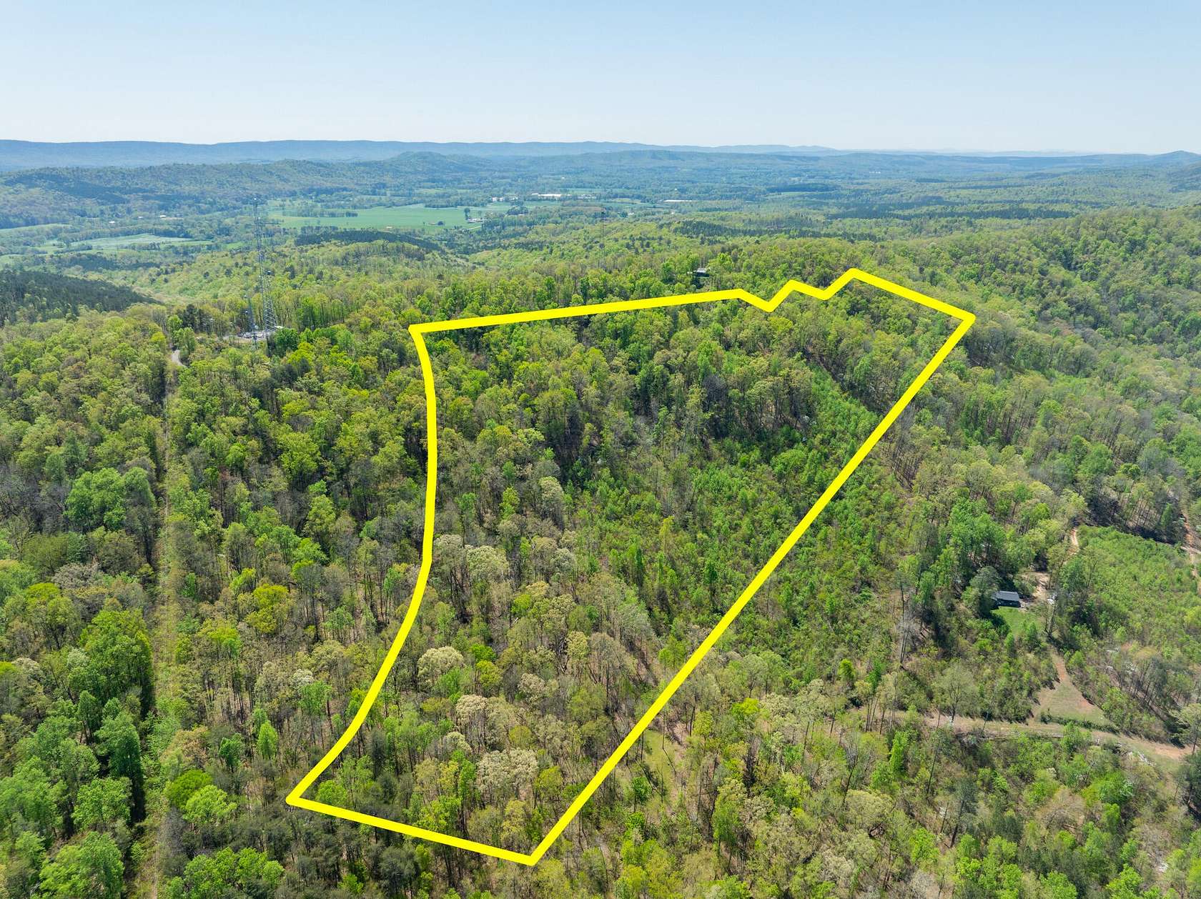 30 Acres of Recreational Land & Farm for Sale in LaFayette, Georgia