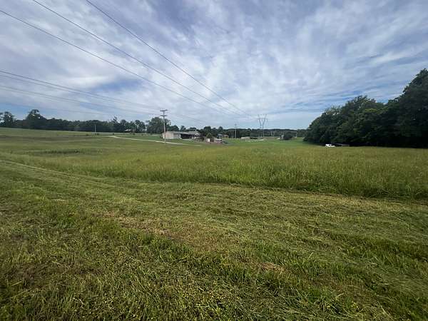 2 Acres of Residential Land for Sale in Manchester, Tennessee