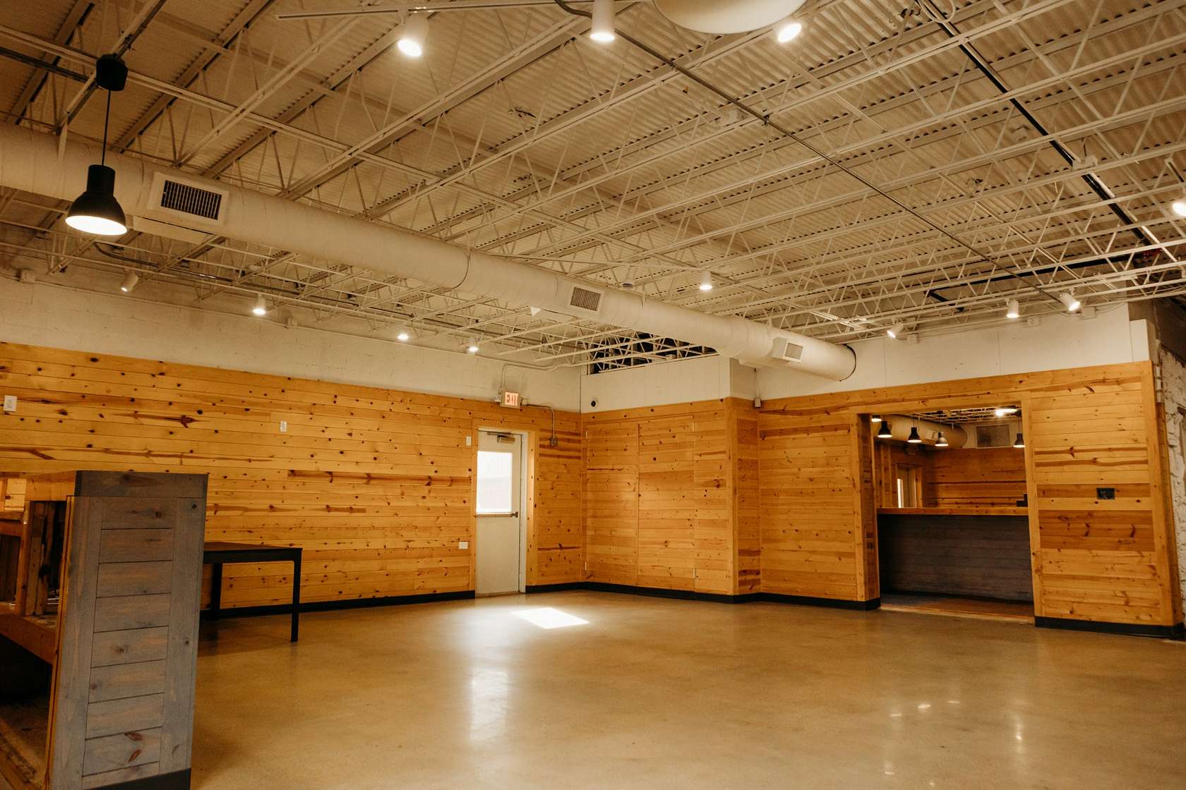 1.5 Acres of Improved Commercial Land for Sale in Manchester, Tennessee