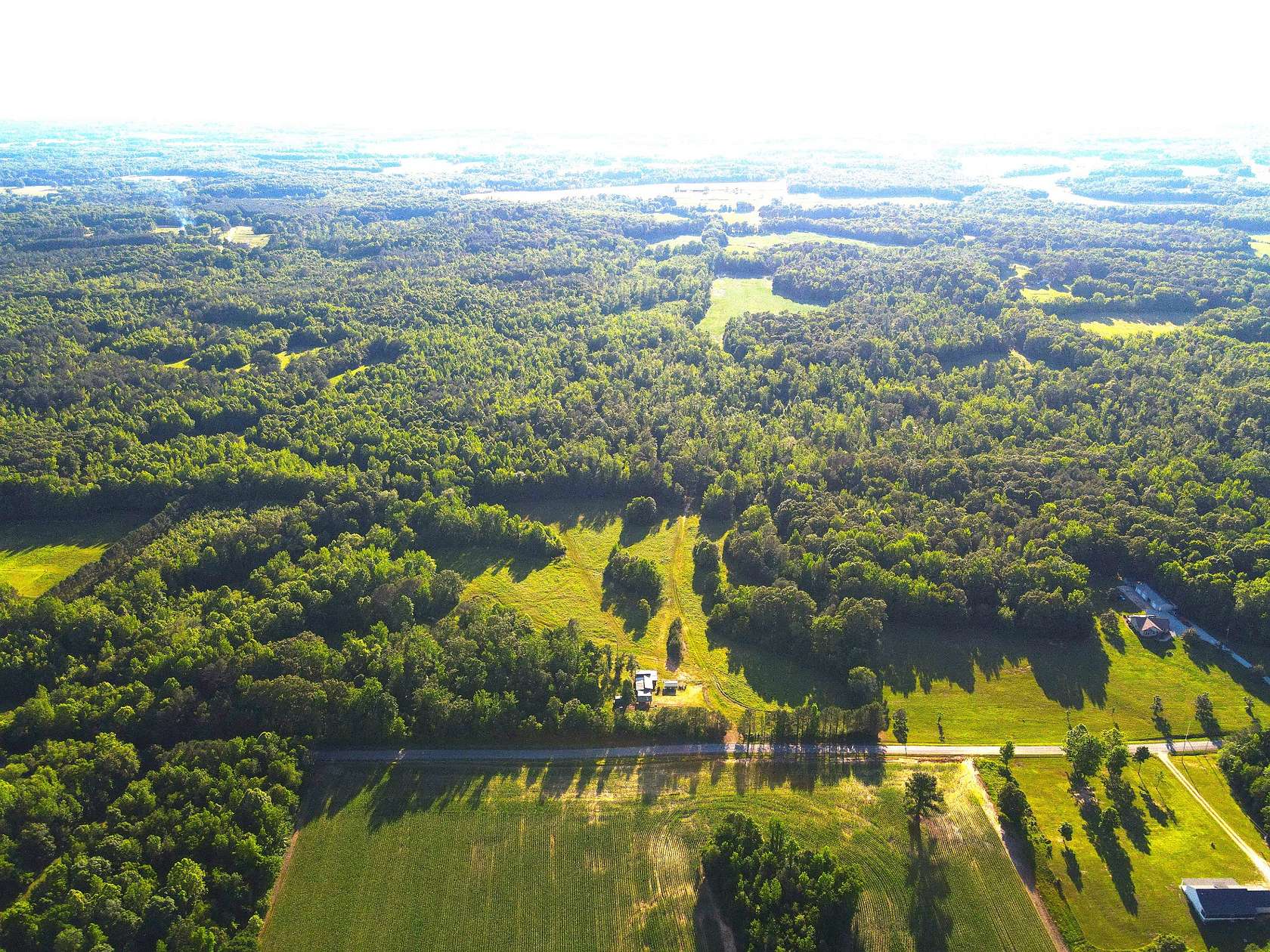 174 Acres of Land for Sale in Hollow Rock, Tennessee