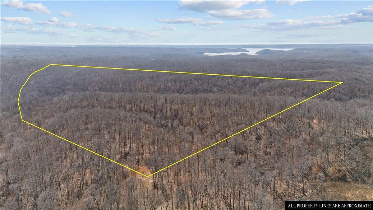 112 Acres of Recreational Land & Farm for Sale in Stewart, Tennessee