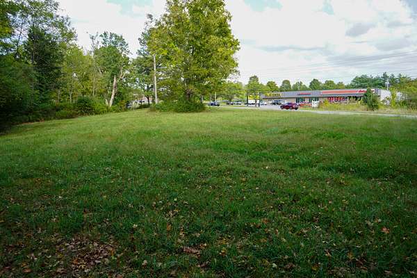 10 Acres of Land for Sale in Ashland City, Tennessee