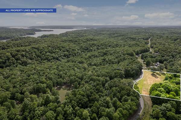 3 Acres of Residential Land for Sale in Waverly, Tennessee