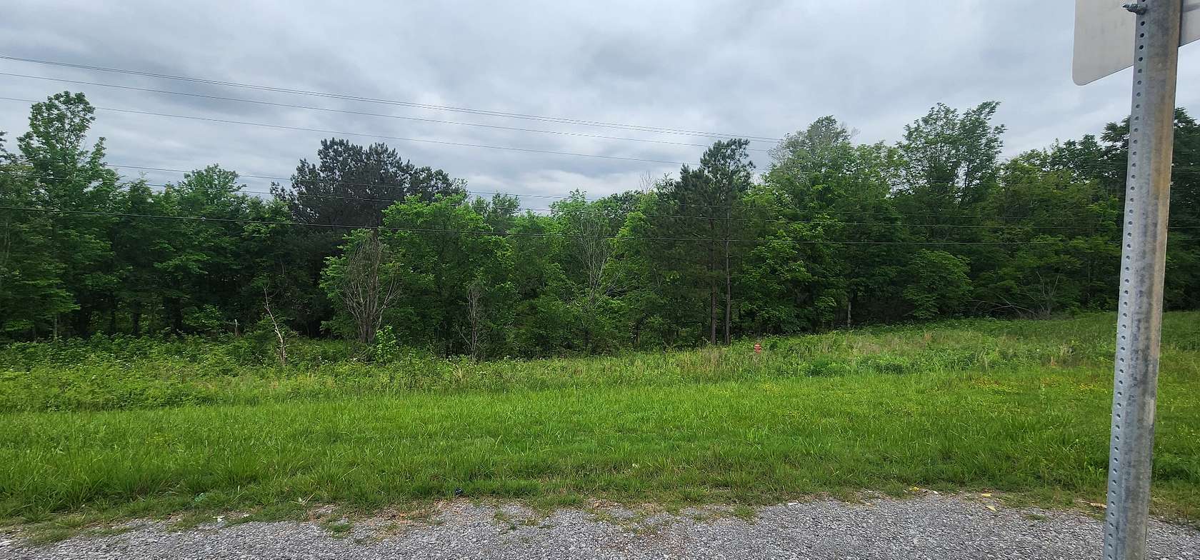 6.73 Acres of Residential Land for Sale in Greenbrier, Tennessee