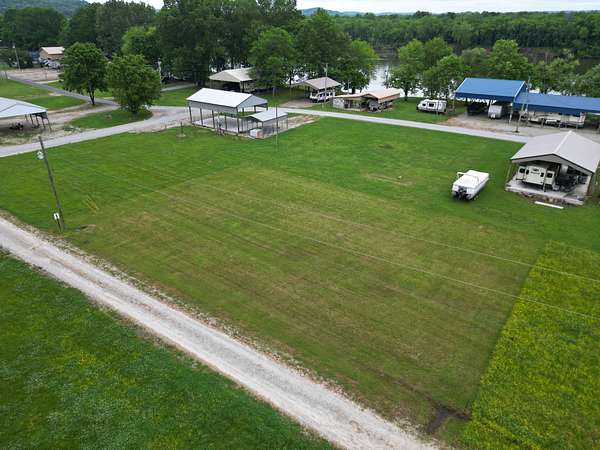 0.32 Acres of Residential Land for Sale in Clifton, Tennessee