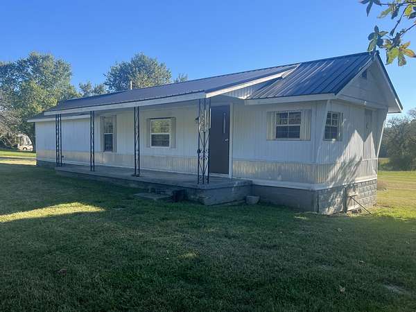 2 Acres of Residential Land with Home for Sale in Gainesboro, Tennessee