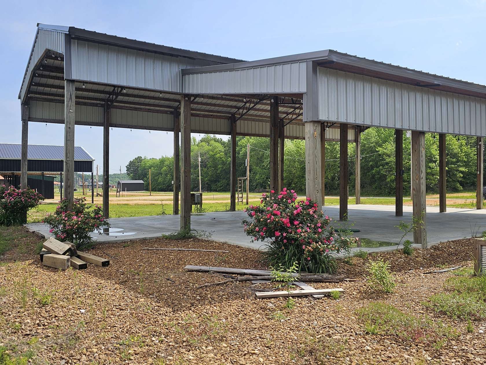 0.82 Acres of Residential Land for Sale in Clifton, Tennessee