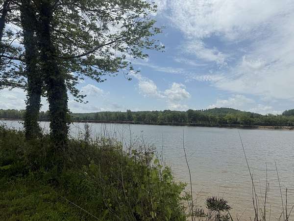 0.5 Acres of Residential Land for Sale in Clifton, Tennessee