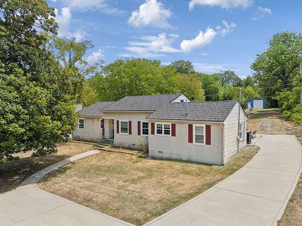 1.5 Acres of Residential Land with Home for Sale in Lewisburg, Tennessee