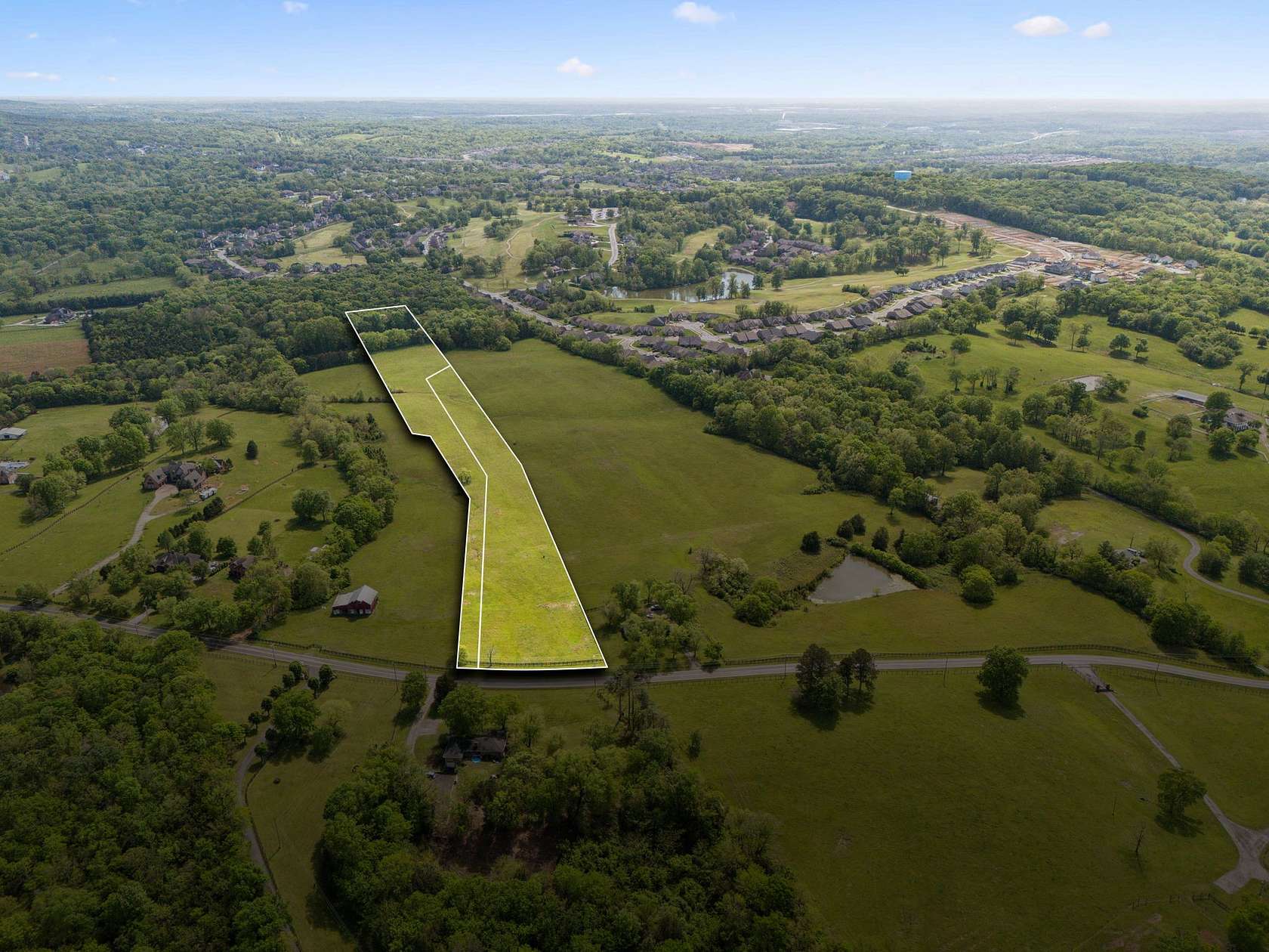 5 Acres of Residential Land for Sale in Lebanon, Tennessee