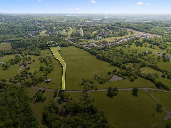 6.6 Acres of Residential Land for Sale in Lebanon, Tennessee