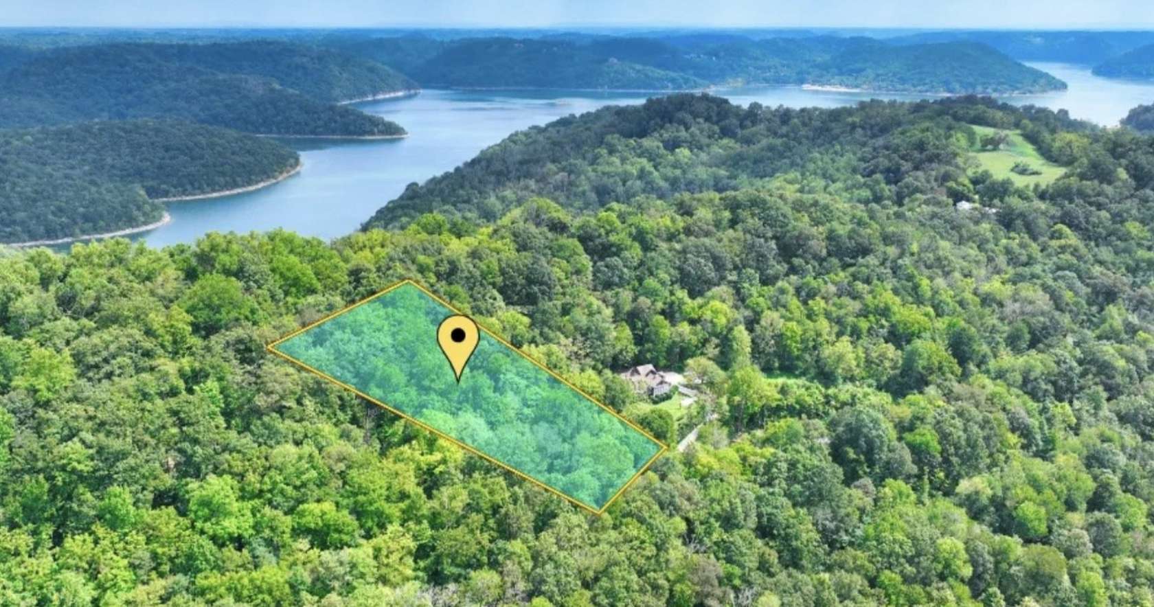 1.33 Acres of Residential Land for Sale in Silver Point, Tennessee