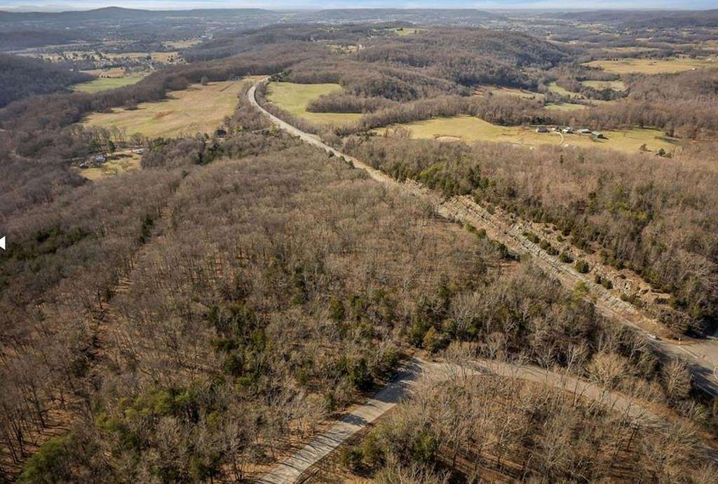 12 Acres of Land for Sale in Sparta, Tennessee