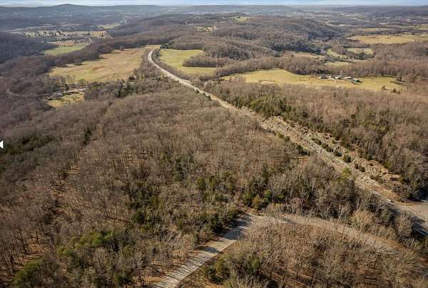 12 Acres of Land for Sale in Sparta, Tennessee