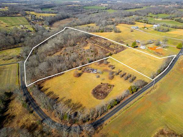 24 Acres of Land for Sale in Cedar Hill, Tennessee