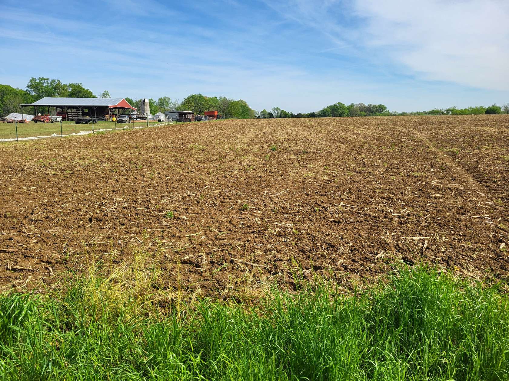 2.3 Acres of Residential Land for Sale in Cottontown, Tennessee