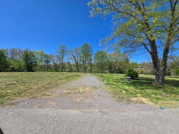 1.29 Acres of Residential Land for Sale in McMinnville, Tennessee
