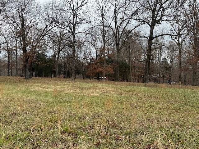 5 Acres of Residential Land for Sale in Charlotte, Tennessee