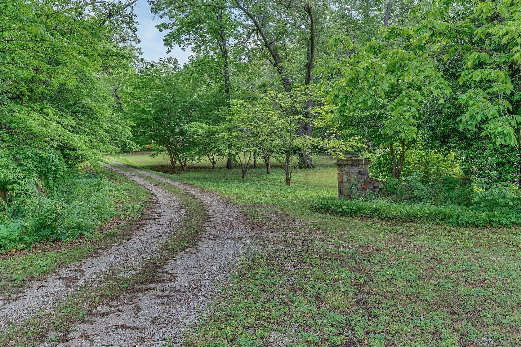 13.5 Acres of Land with Home for Sale in Winchester, Tennessee