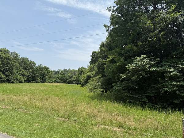 80 Acres of Land for Sale in Charlotte, Tennessee
