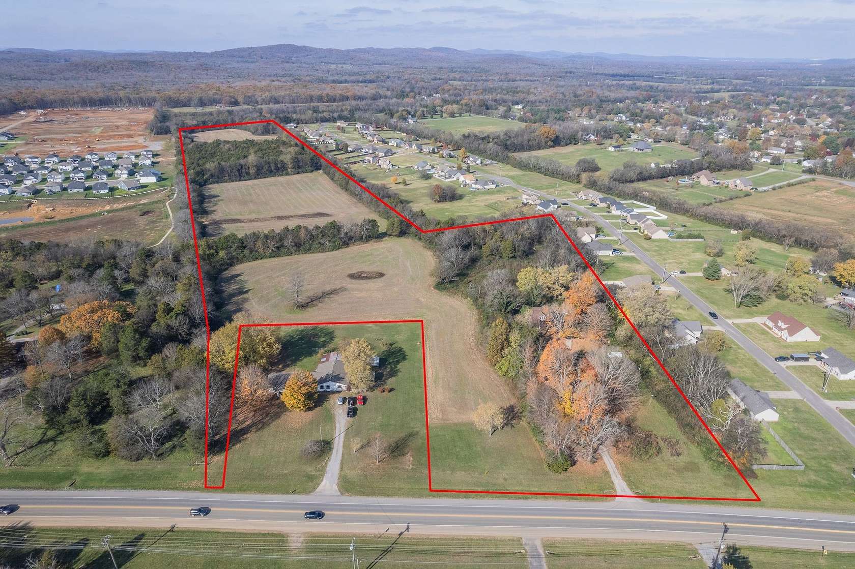 35 Acres of Land with Home for Sale in Rockvale, Tennessee