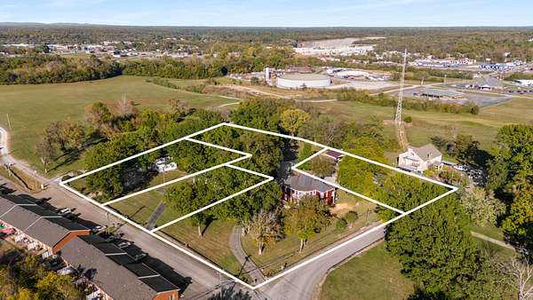 3.14 Acres of Improved Mixed-Use Land for Sale in Lewisburg, Tennessee