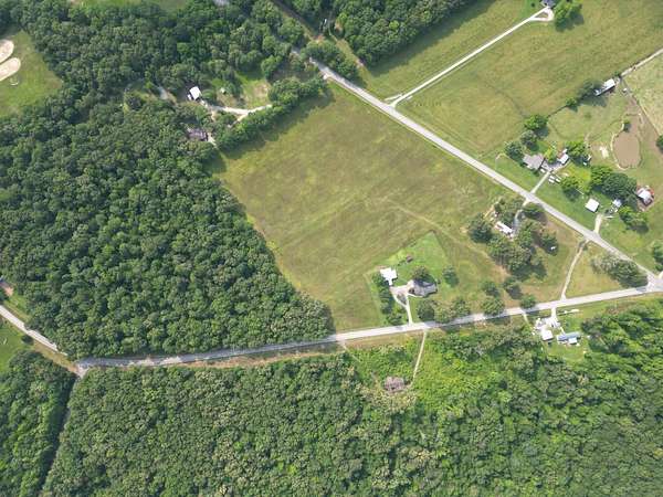 3 Acres of Residential Land for Auction in Winchester, Tennessee