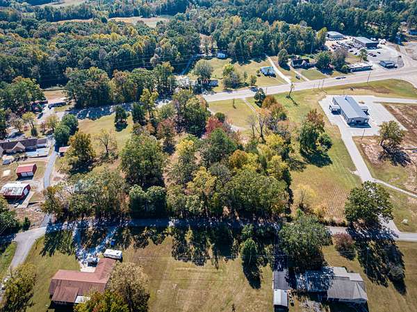 1.34 Acres of Commercial Land for Sale in Parsons, Tennessee