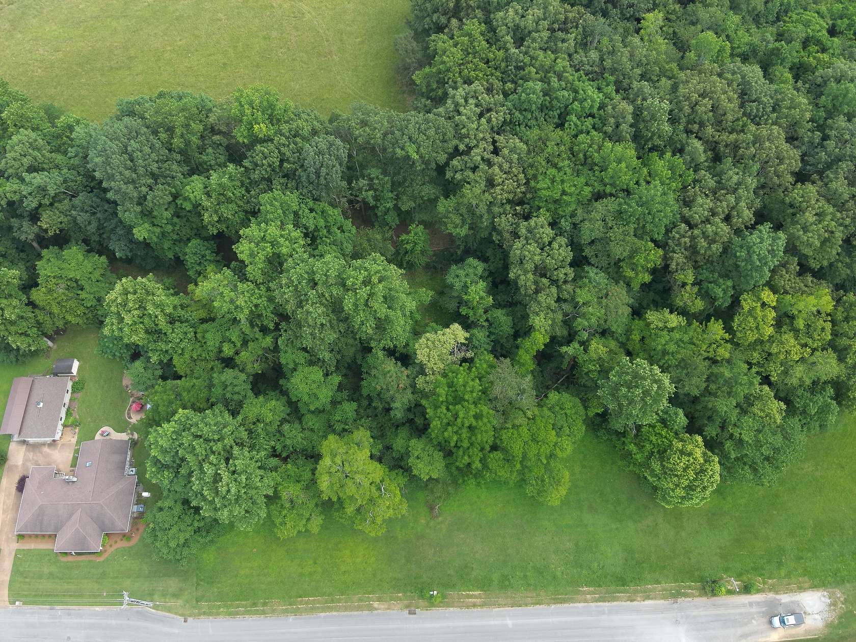 0.81 Acres of Residential Land for Sale in Lawrenceburg, Tennessee