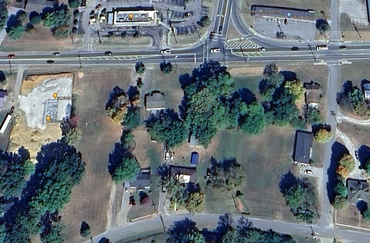 2.82 Acres of Improved Mixed-Use Land for Sale in White Bluff, Tennessee