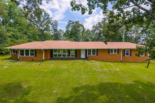 2 Acres of Residential Land with Home for Sale in Cookeville, Tennessee