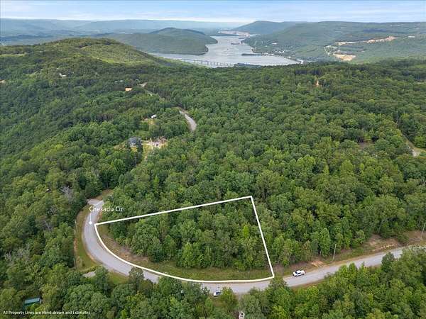 1.28 Acres of Residential Land for Sale in South Pittsburg, Tennessee