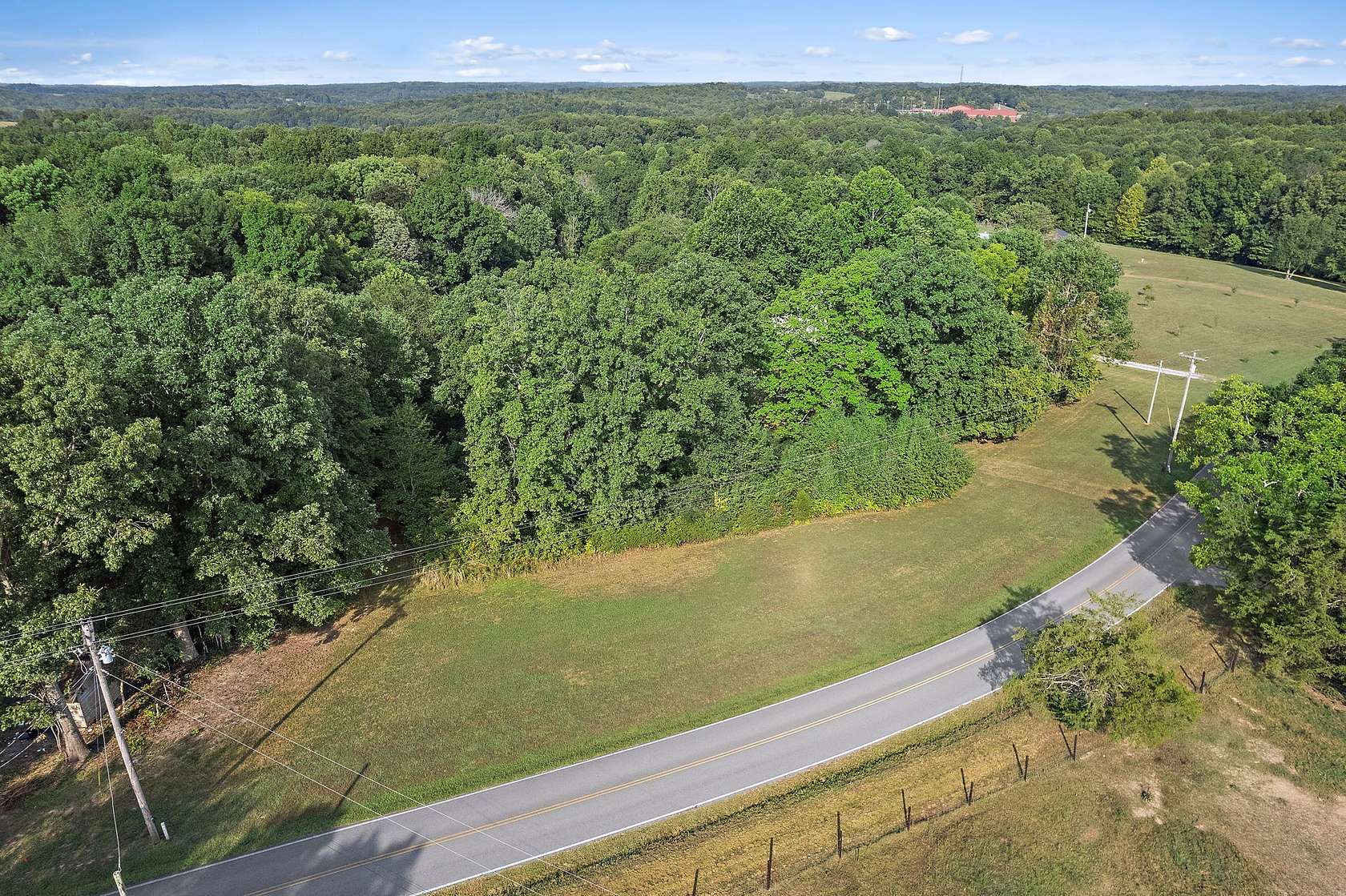 5 Acres of Residential Land for Sale in White Bluff, Tennessee