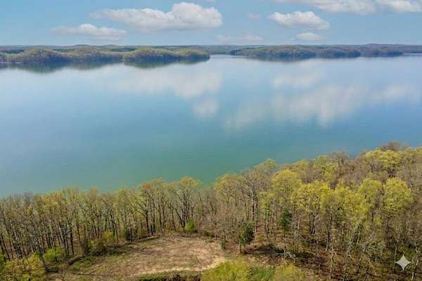 2.47 Acres of Residential Land for Sale in Waverly, Tennessee