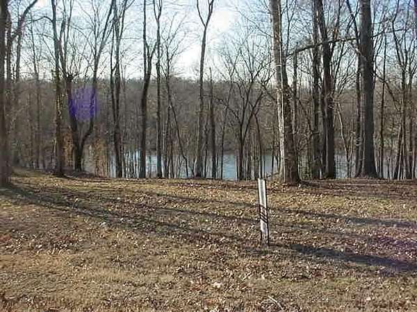 0.52 Acres of Residential Land for Sale in Clifton, Tennessee