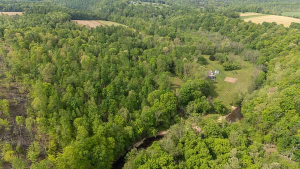 18.1 Acres of Improved Land for Sale in Lafayette, Tennessee