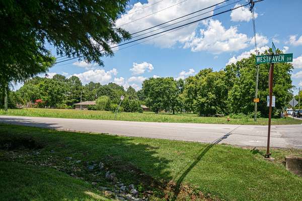 2 Acres of Residential Land for Sale in Nashville, Tennessee