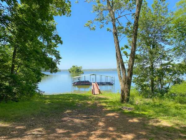 0.58 Acres of Residential Land for Sale in Waverly, Tennessee